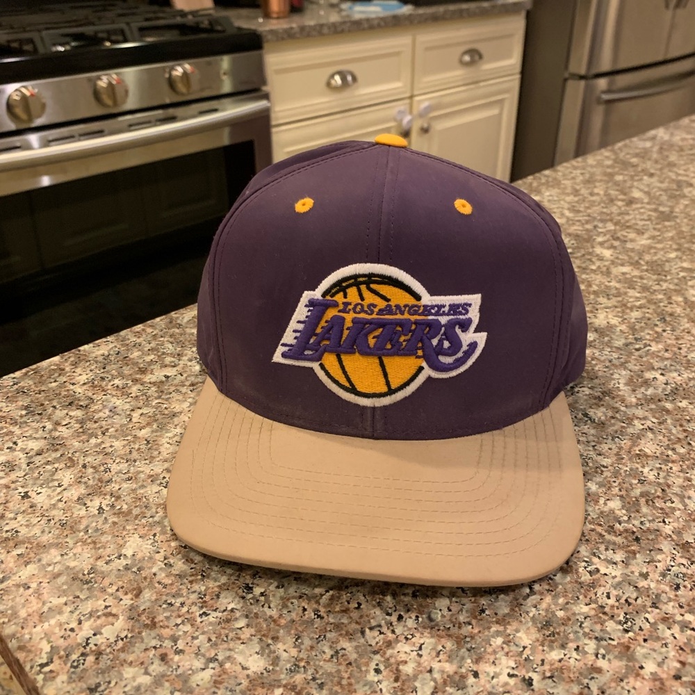 Los Angeles Lakers Mitchell &Ness Strap back Hat